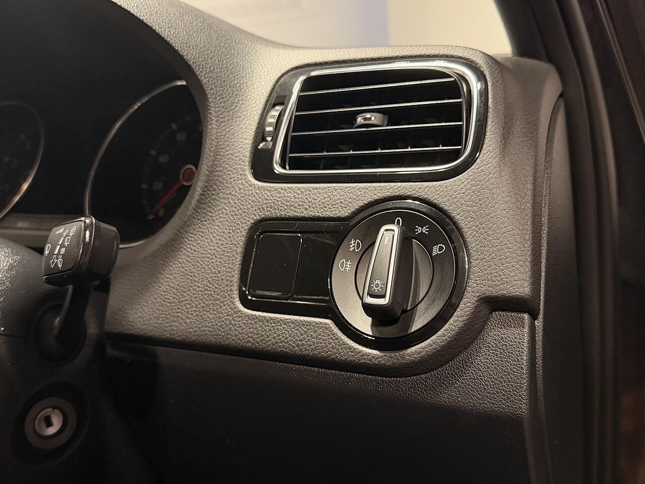 Used Volkswagen Polo 2016 for sale - 76633587: Photo 34