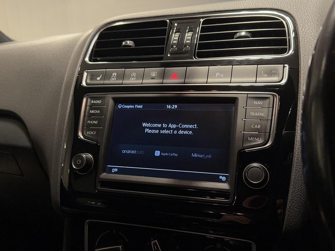 Used Volkswagen Polo 2016 for sale - 76633587: Photo 39