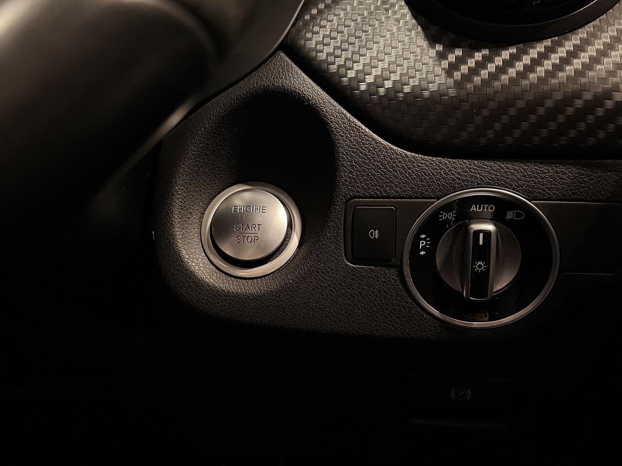 Used Mercedes-Benz A-Class 2016 for sale - 76635451: Photo 40