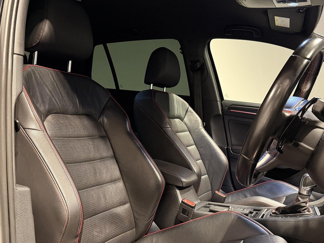 Used Volkswagen Golf 2019 for sale - 77066896: Photo 26