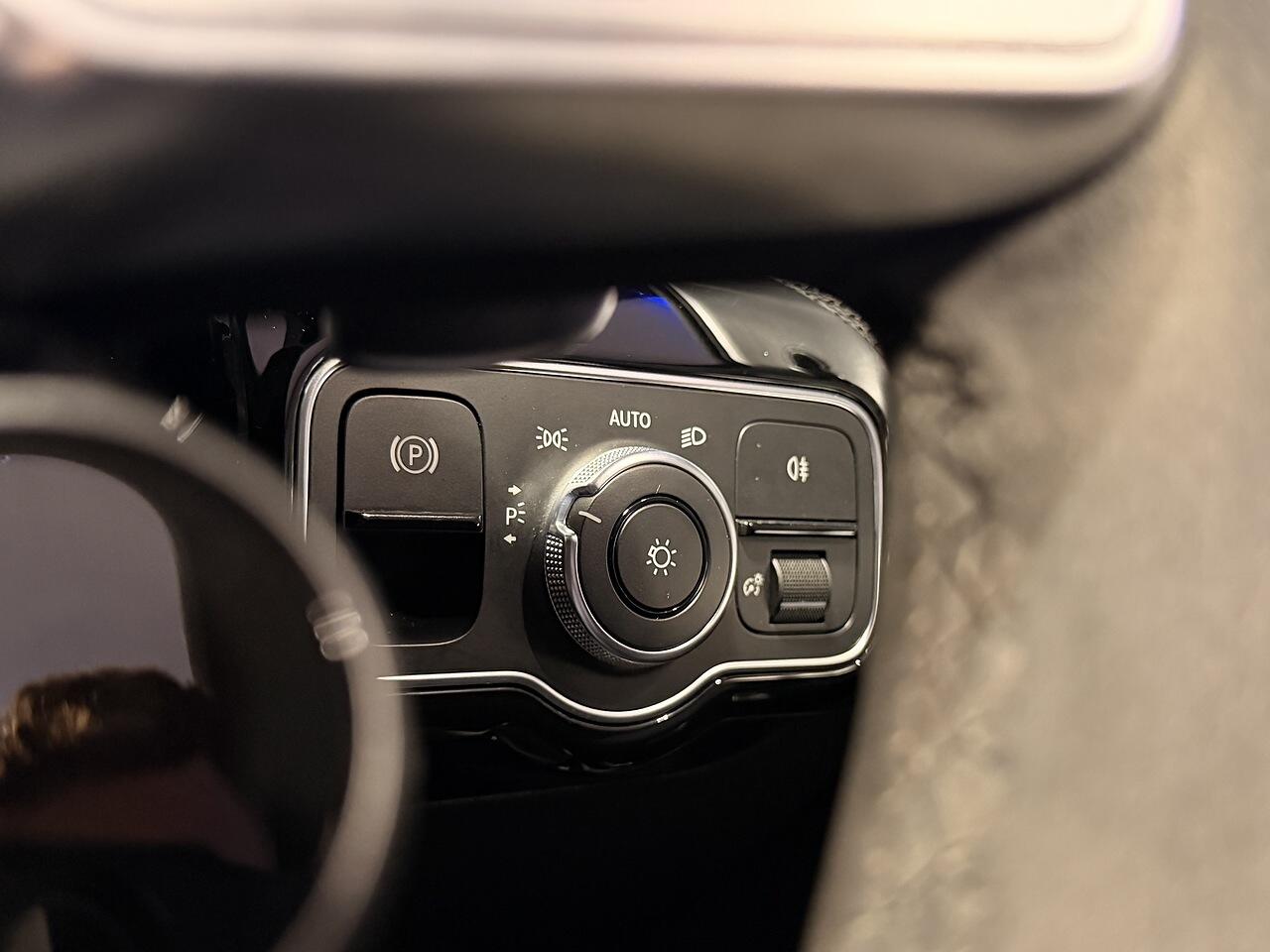 Used Mercedes-Benz A-Class 2020 for sale - 78156732: Photo 39