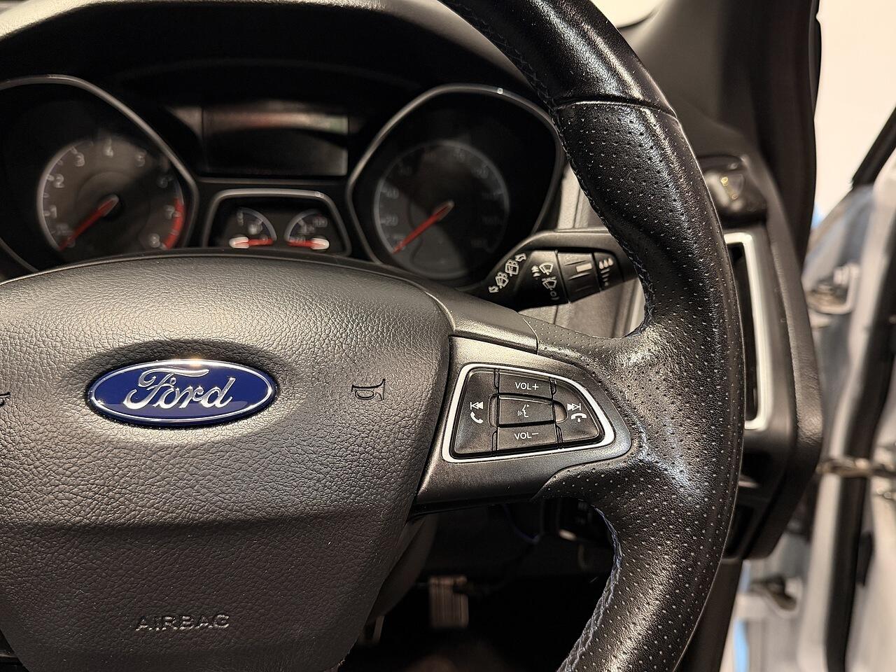 Used Ford Focus 2017 for sale - 77377638: Photo 34