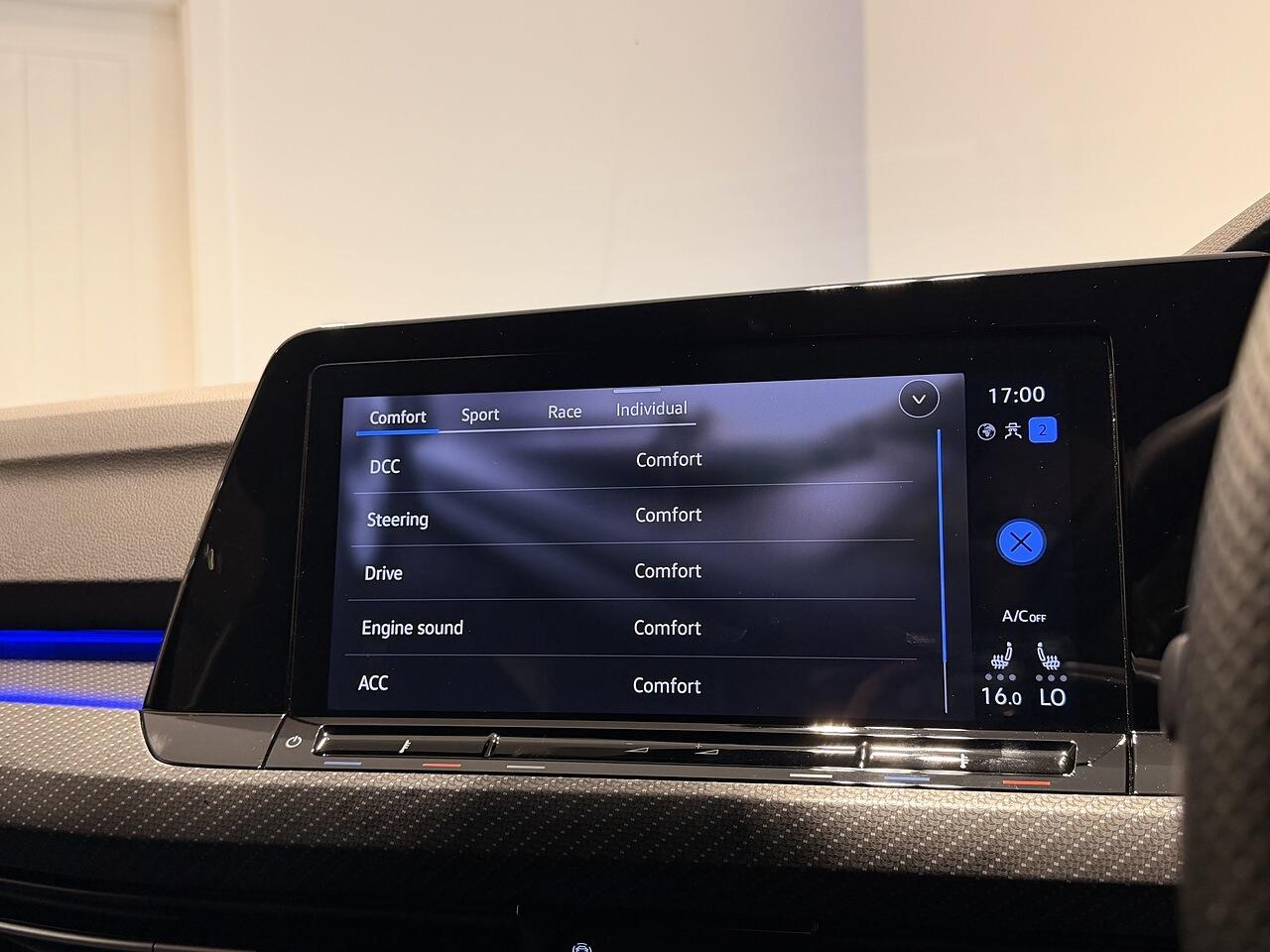 Used Volkswagen Golf 2024 for sale - 77376637: Photo 35