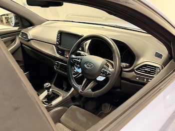 Used Hyundai i30 2020 for sale - 77066401: Photo