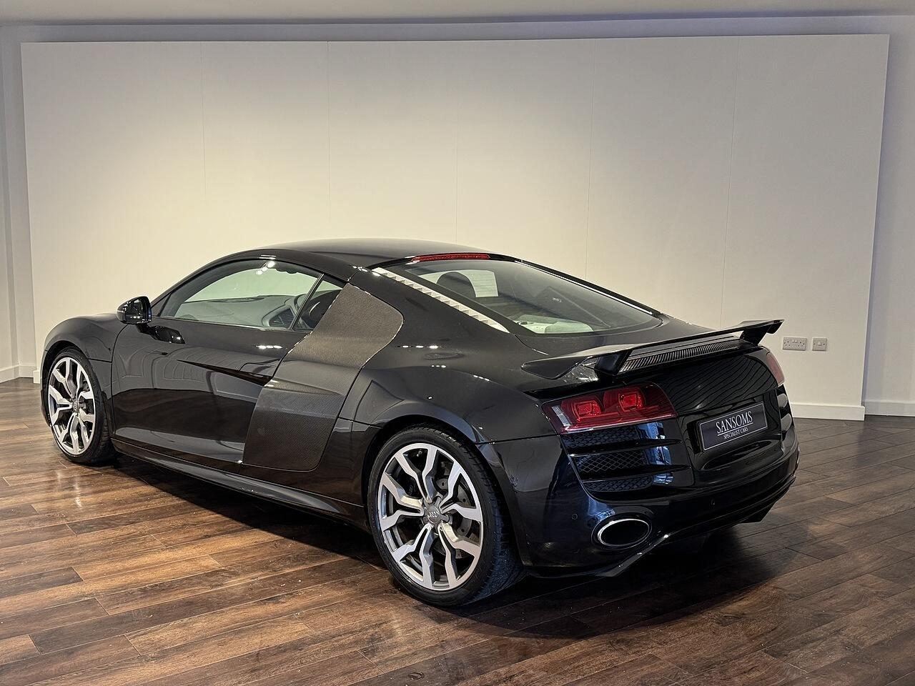 Used Audi R8 2012 for sale - 76635456: Photo 2