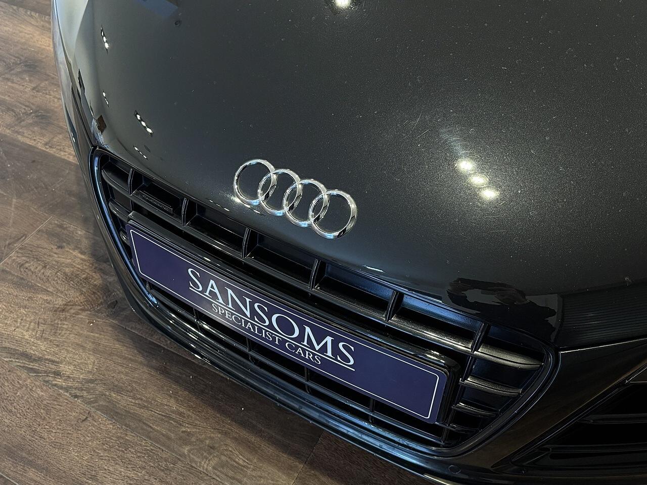 Used Audi R8 2012 for sale - 76635456: Photo 7