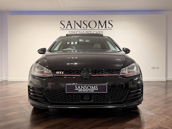 Used Volkswagen Golf 2013 for sale - 76714414: Photo