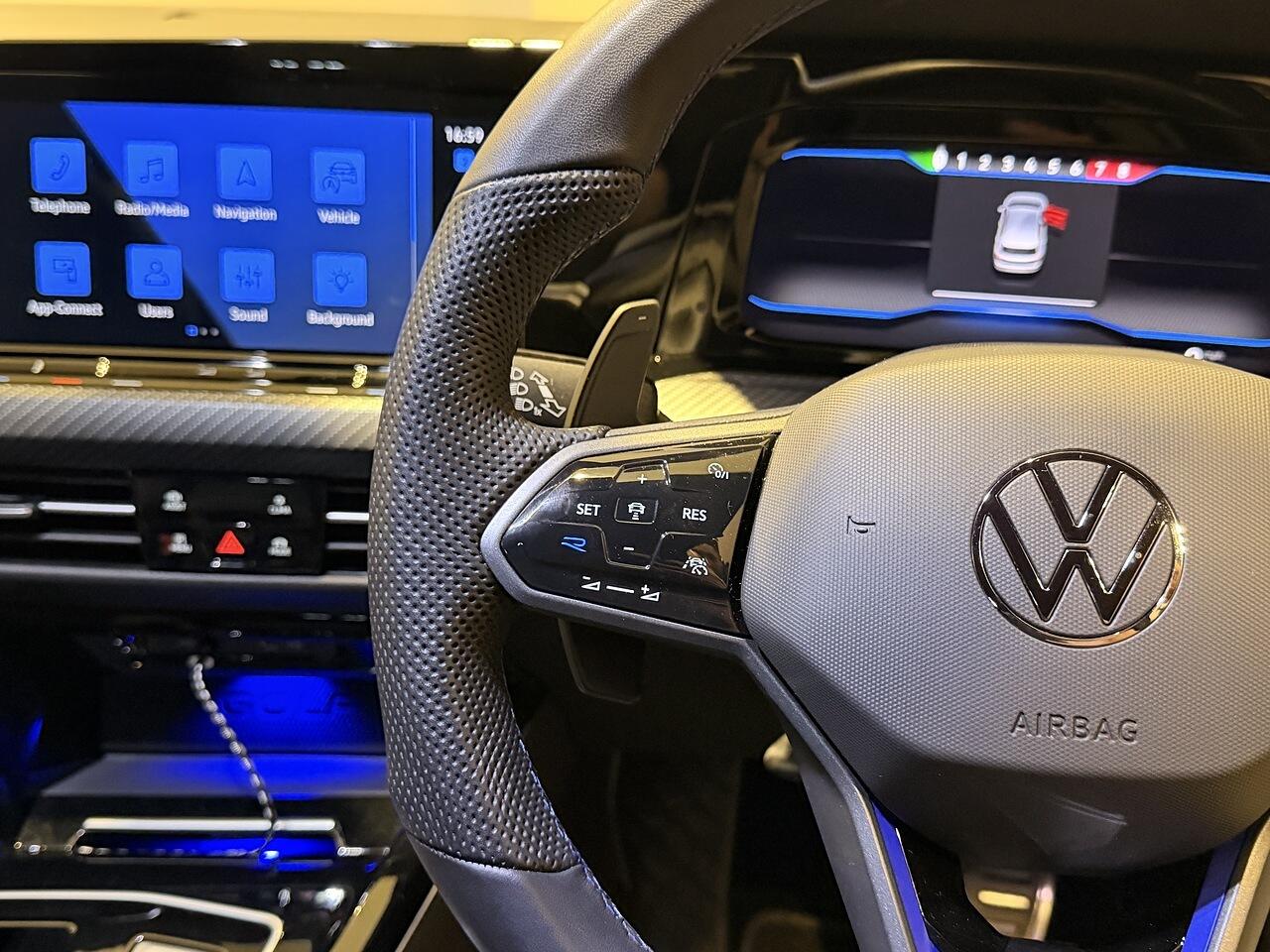 Used Volkswagen Golf 2024 for sale - 77203291: Photo 30