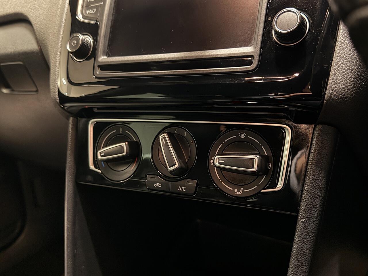 Used Volkswagen Polo 2016 for sale - 77066599: Photo 41