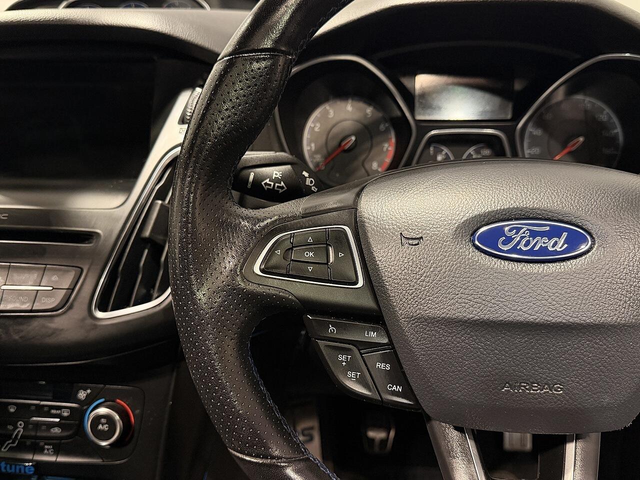 Used Ford Focus 2017 for sale - 76635452: Photo 33