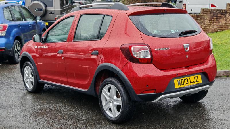 Used Dacia Sandero Stepway 2013 for sale - 77545825: Photo 3