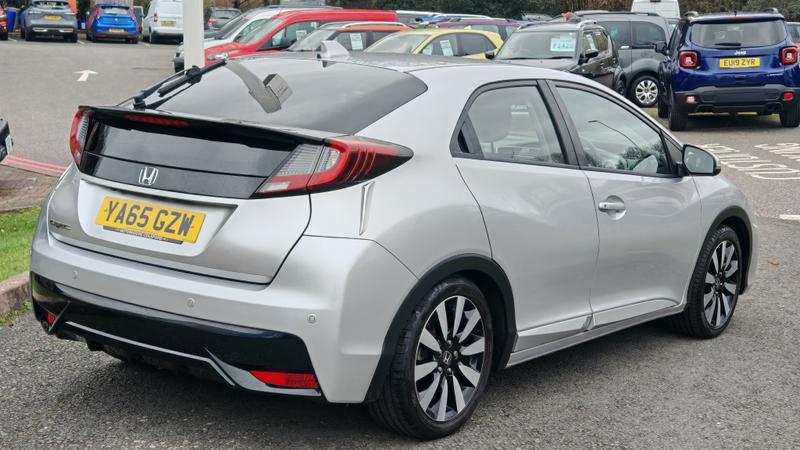 Used Honda Civic 2016 for sale - 77641408: Photo 3