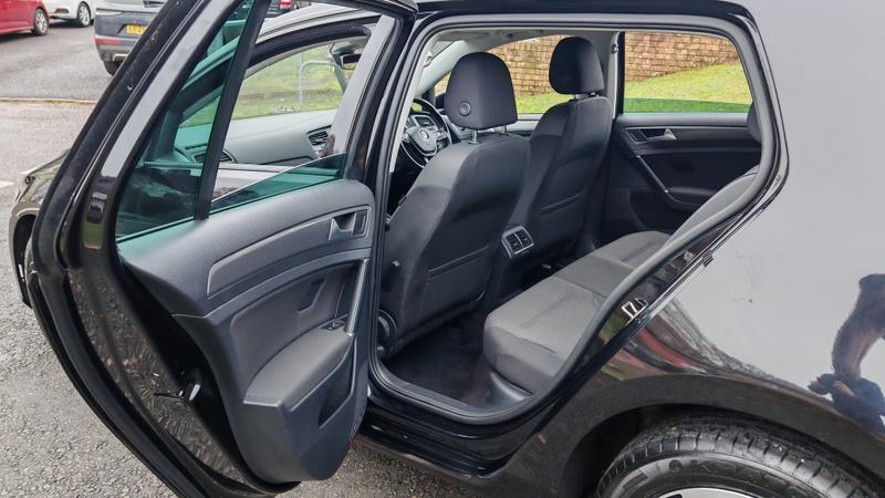 Used Volkswagen Golf 2019 for sale - 76797089: Photo 19