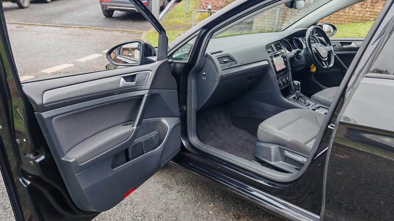 Used Volkswagen Golf 2019 for sale - 76797089: Photo 23