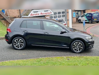 Used Volkswagen Golf 2019 for sale - 76797089: Photo