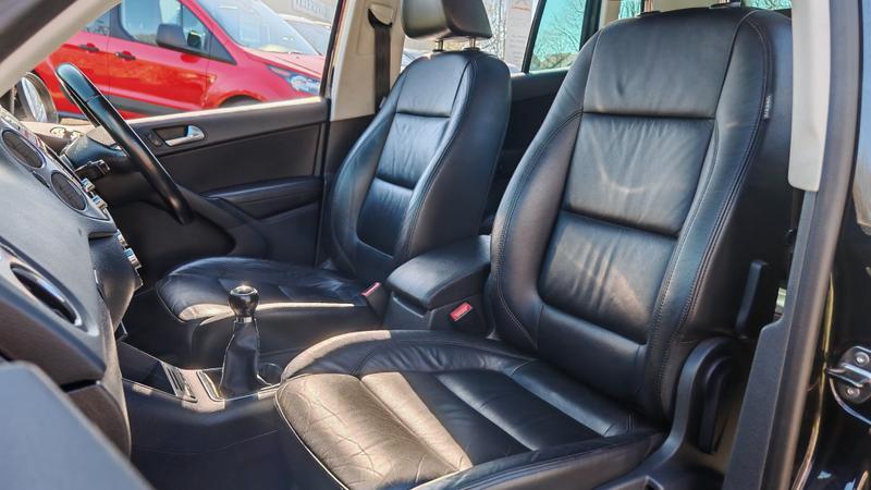 Used Volkswagen Tiguan 2010 for sale - 77935021: Photo 20