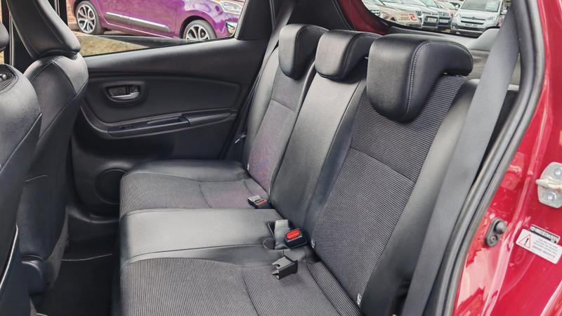 Used Toyota Yaris 2017 for sale - 76847425: Photo 16