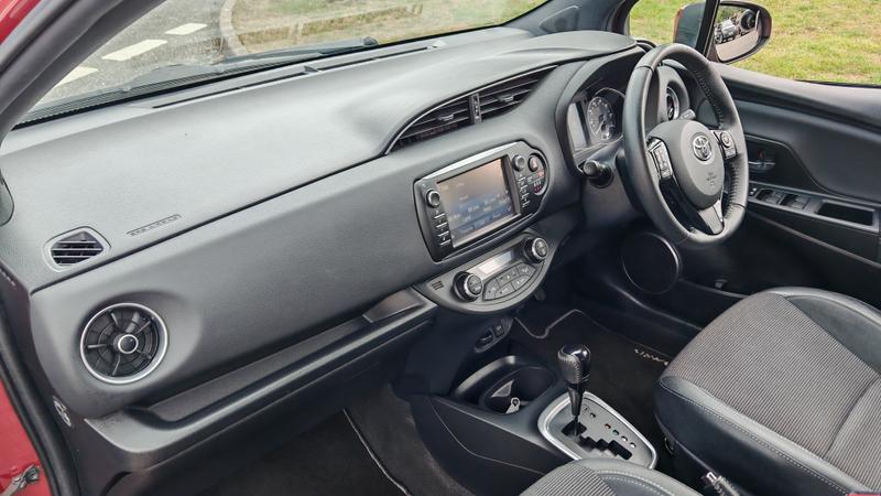 Used Toyota Yaris 2017 for sale - 76847425: Photo 21