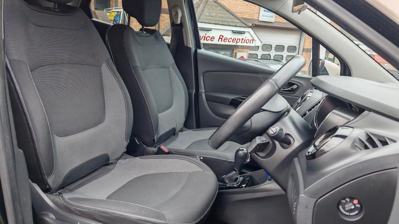 Used Renault Captur 2015 for sale - 77258478: Photo 9
