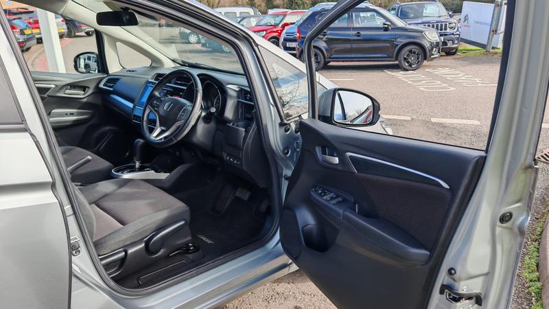 Used Honda Jazz 2016 for sale - 77918757: Photo 10