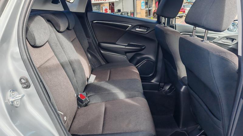 Used Honda Jazz 2016 for sale - 77918757: Photo 11