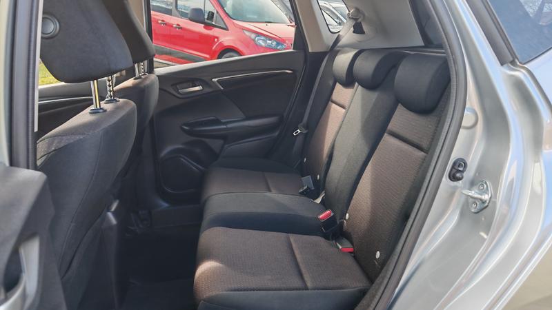 Used Honda Jazz 2016 for sale - 77918757: Photo 14