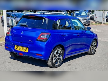 Used Suzuki Swift 2024 for sale - 79367202: Photo