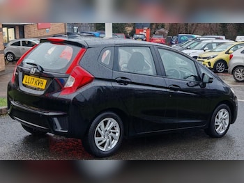 Used Honda Jazz 2017 for sale - 77211006: Photo