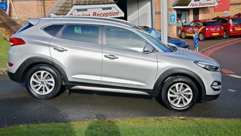 Used Hyundai TUCSON 2015 for sale - 77381667: Photo 2