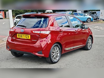Used Toyota Yaris 2017 for sale - 75718040: Photo