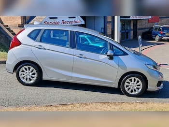 Used Honda Jazz 2019 for sale - 79367196: Photo