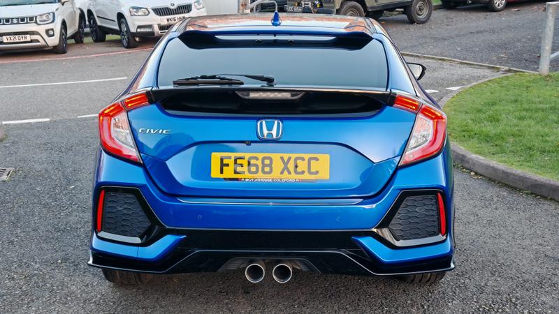 Used Honda Civic 2018 for sale - 76631386: Photo 4