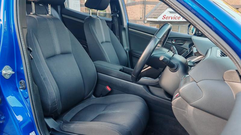 Used Honda Civic 2018 for sale - 76631386: Photo 9