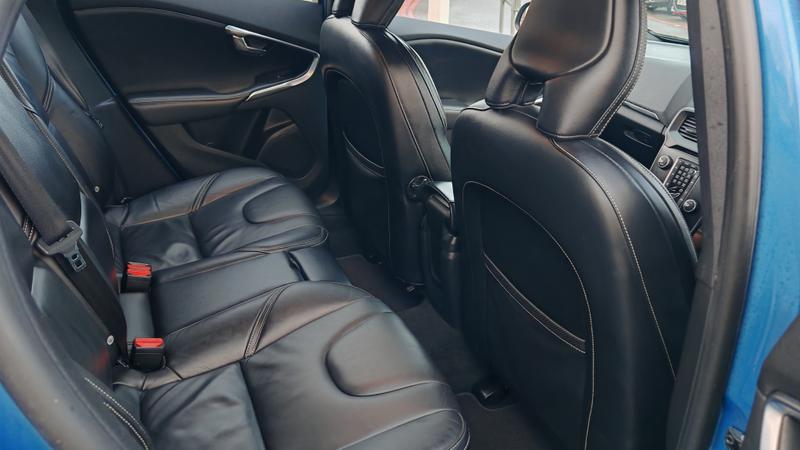 Used Volvo V40 2016 for sale - 76984761: Photo 14