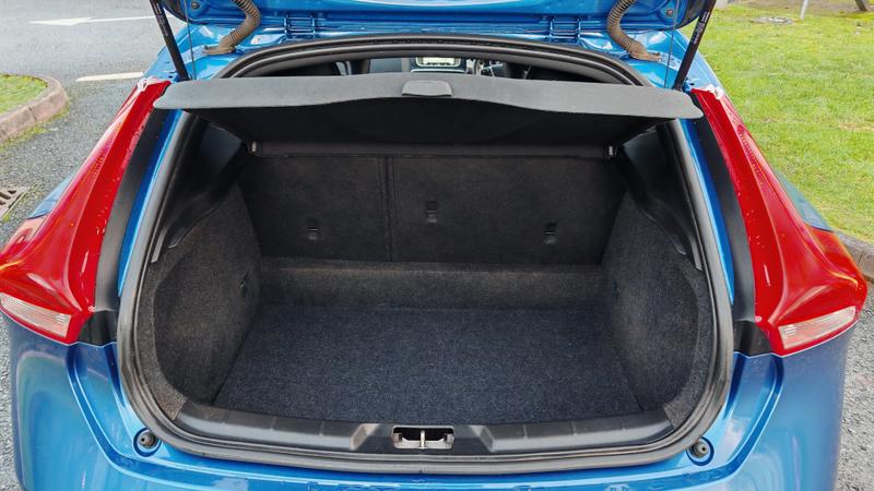 Used Volvo V40 2016 for sale - 76984761: Photo 16