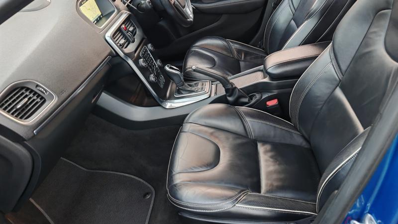 Used Volvo V40 2016 for sale - 76984761: Photo 21