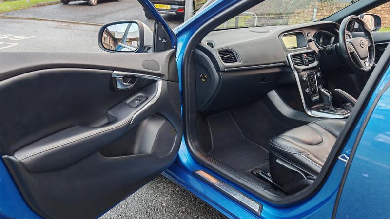 Used Volvo V40 2016 for sale - 76984761: Photo 23