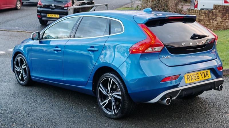Used Volvo V40 2016 for sale - 76984761: Photo 5