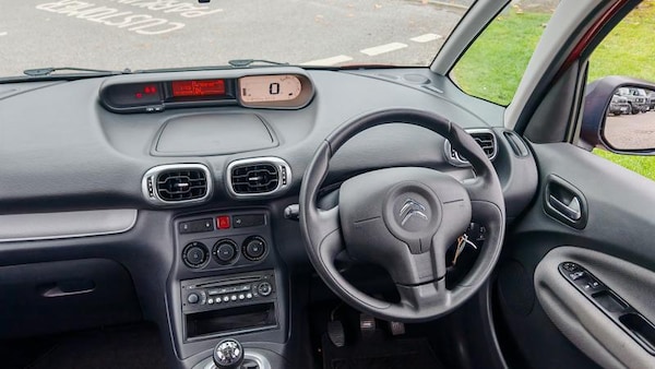 Used Citroen C3 Picasso 2015 for sale - 76277175: Photo 25