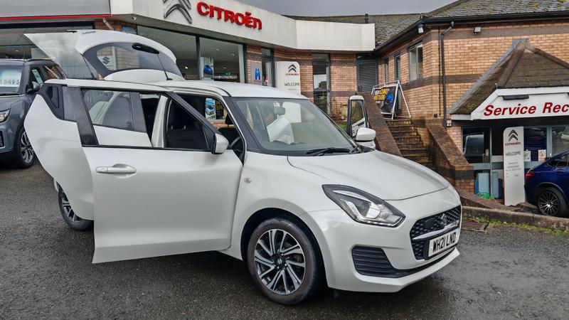 Used Suzuki Swift 2021 for sale - 77532683: Photo 2