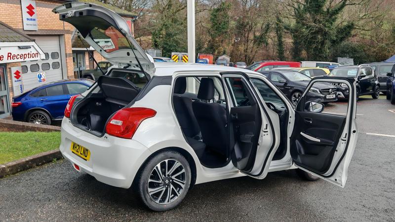 Used Suzuki Swift 2021 for sale - 77532683: Photo 6