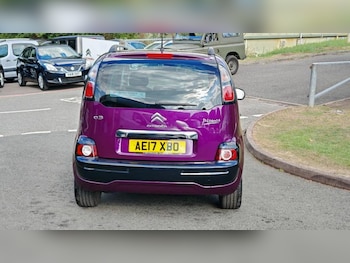 Used Citroen C3 Picasso 2017 for sale - 75598697: Photo