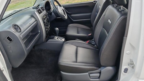 Used Suzuki Jimny 2015 for sale - 75667746: Photo 15