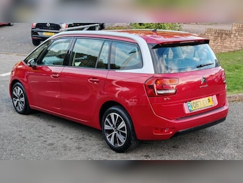 Used Citroen C4 Grand Picasso 2017 for sale - 76241215: Photo