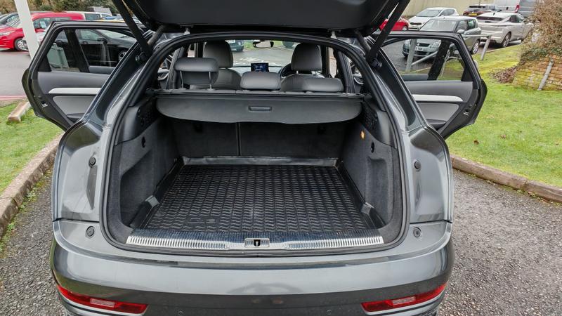 Used Audi Q3 2015 for sale - 77532660: Photo 8