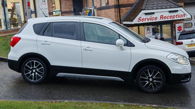 Used Suzuki SX4 S-Cross 2015 for sale - 77138366: Photo 2