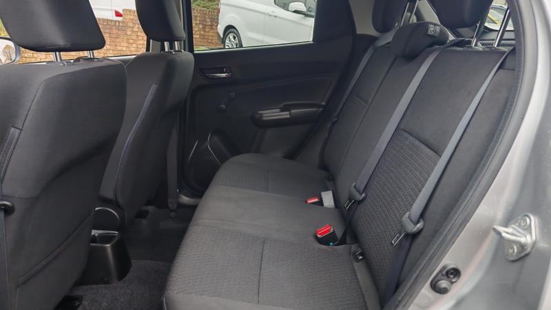 Used Suzuki Swift 2018 for sale - 77393902: Photo 16