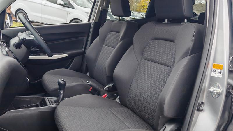 Used Suzuki Swift 2018 for sale - 77393902: Photo 18