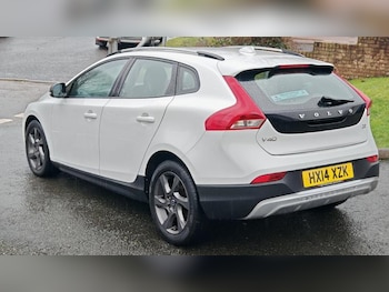 Used Volvo V40 Cross Country 2014 for sale - 77435153: Photo