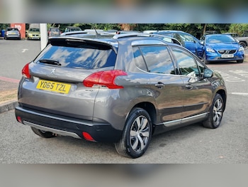 Used Peugeot 2008 2015 for sale - 79386704: Photo